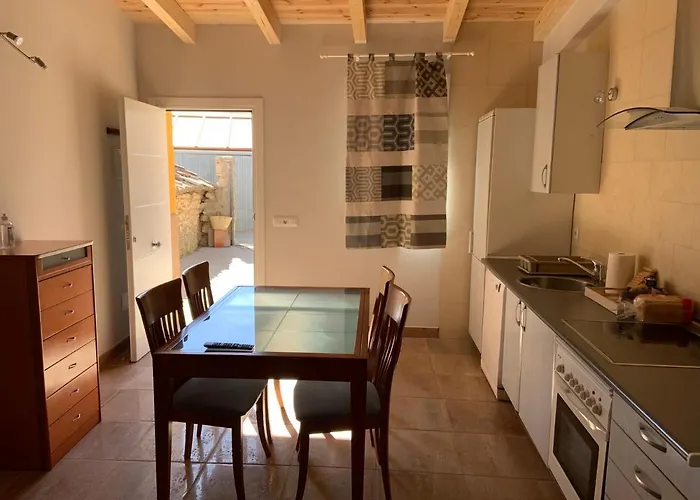 Agradable Casa Con Chimenea Y Patio Totalmente Privado Apartman Barahona