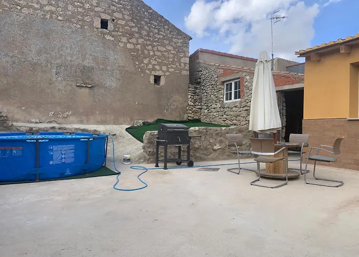 Daire Agradable Casa Con Chimenea Y Patio Totalmente Privado